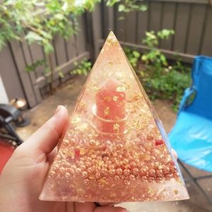 Orgone pyramid